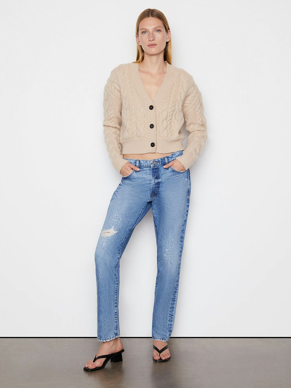 jeans full body view alt:hover